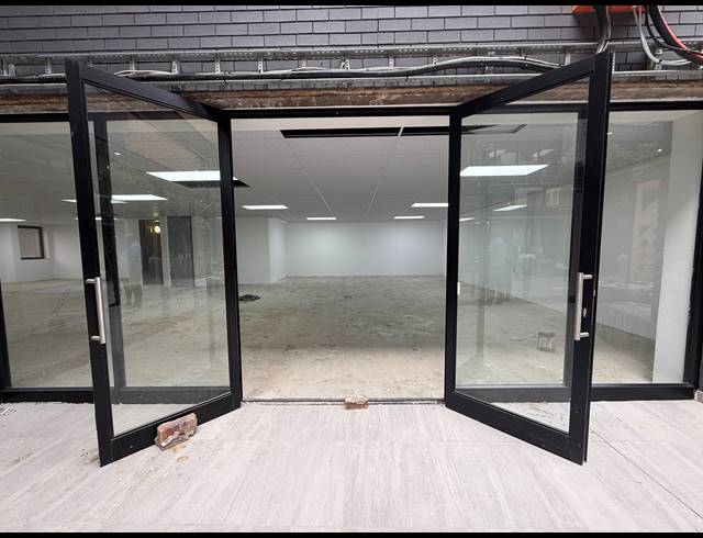 390M² RETAIL TO LET IN ROSEBANK